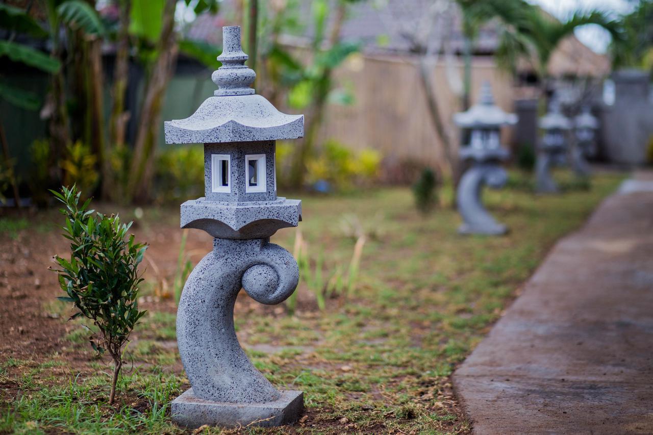 ホテル Samanta Huts レンボンガン島 エクステリア 写真