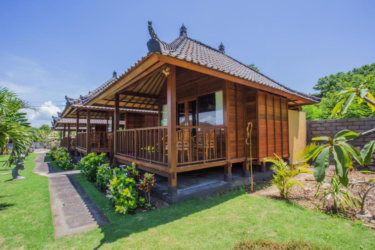 ホテル Samanta Huts レンボンガン島 エクステリア 写真
