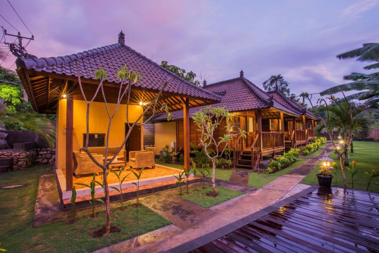 ホテル Samanta Huts レンボンガン島 エクステリア 写真