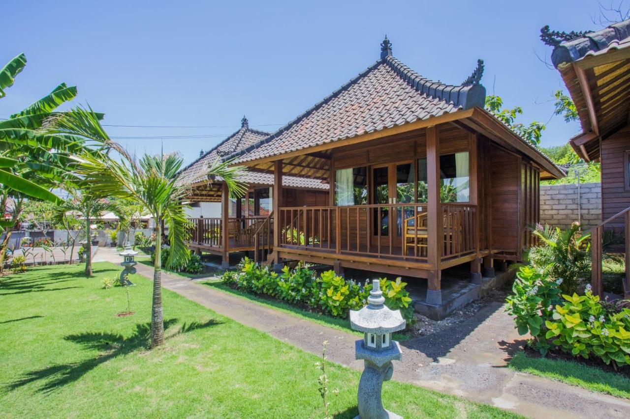 ホテル Samanta Huts レンボンガン島 エクステリア 写真