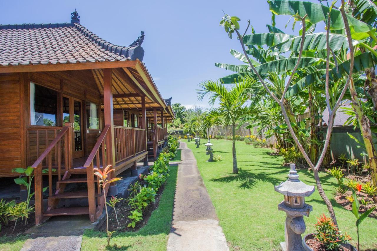 ホテル Samanta Huts レンボンガン島 エクステリア 写真